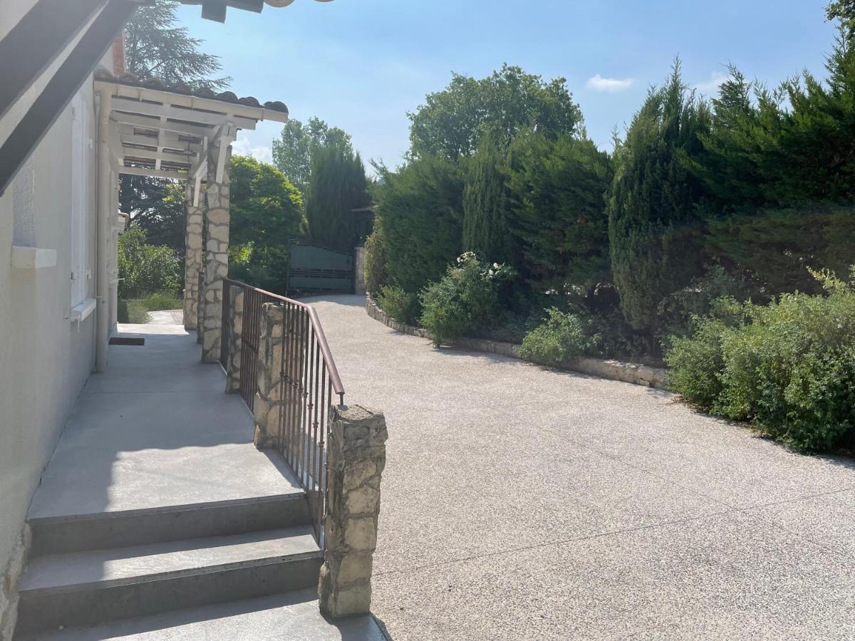 Villa Camille Cereste Екстер'єр фото