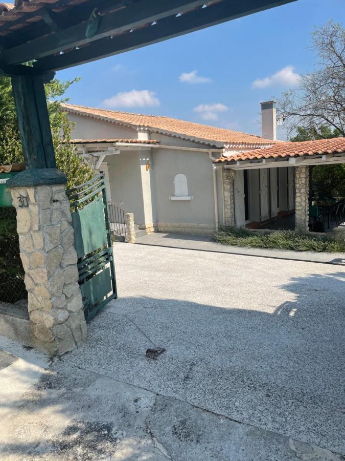 Villa Camille Cereste Екстер'єр фото